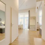 Luma Aparthotel 3*