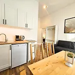Luma Aparthotel 3*
